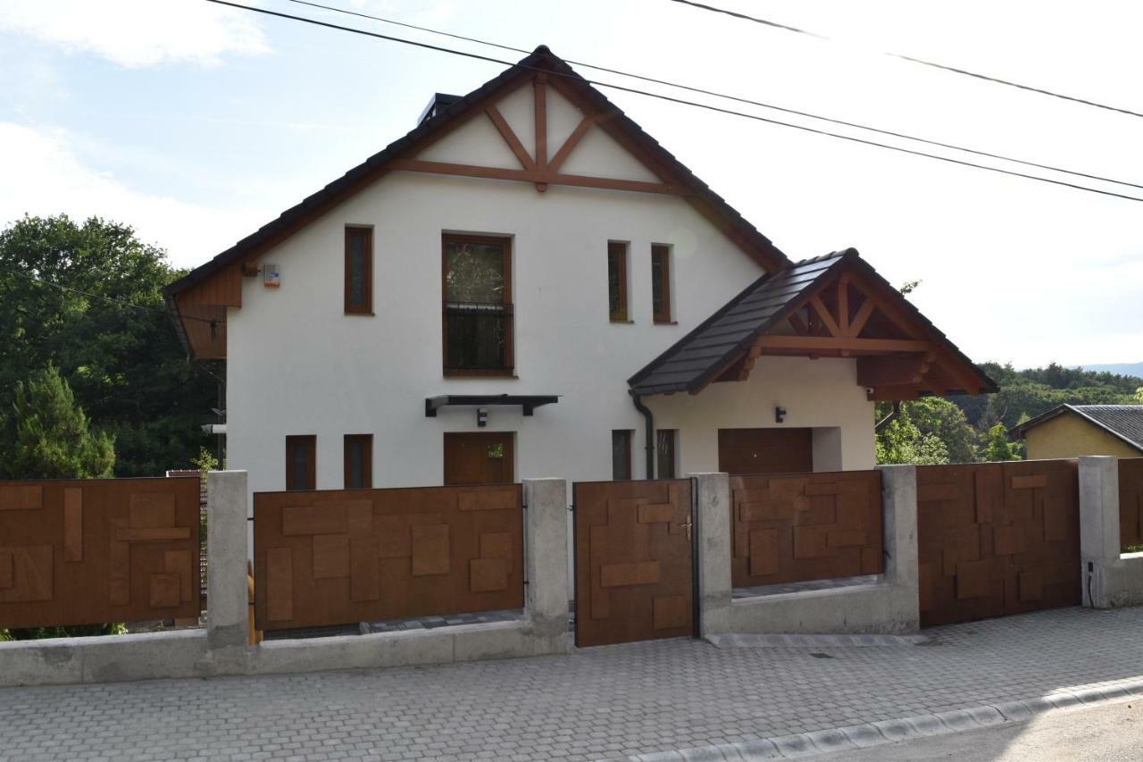 Fenyo Apartman Miskolctapolca Екстер'єр фото